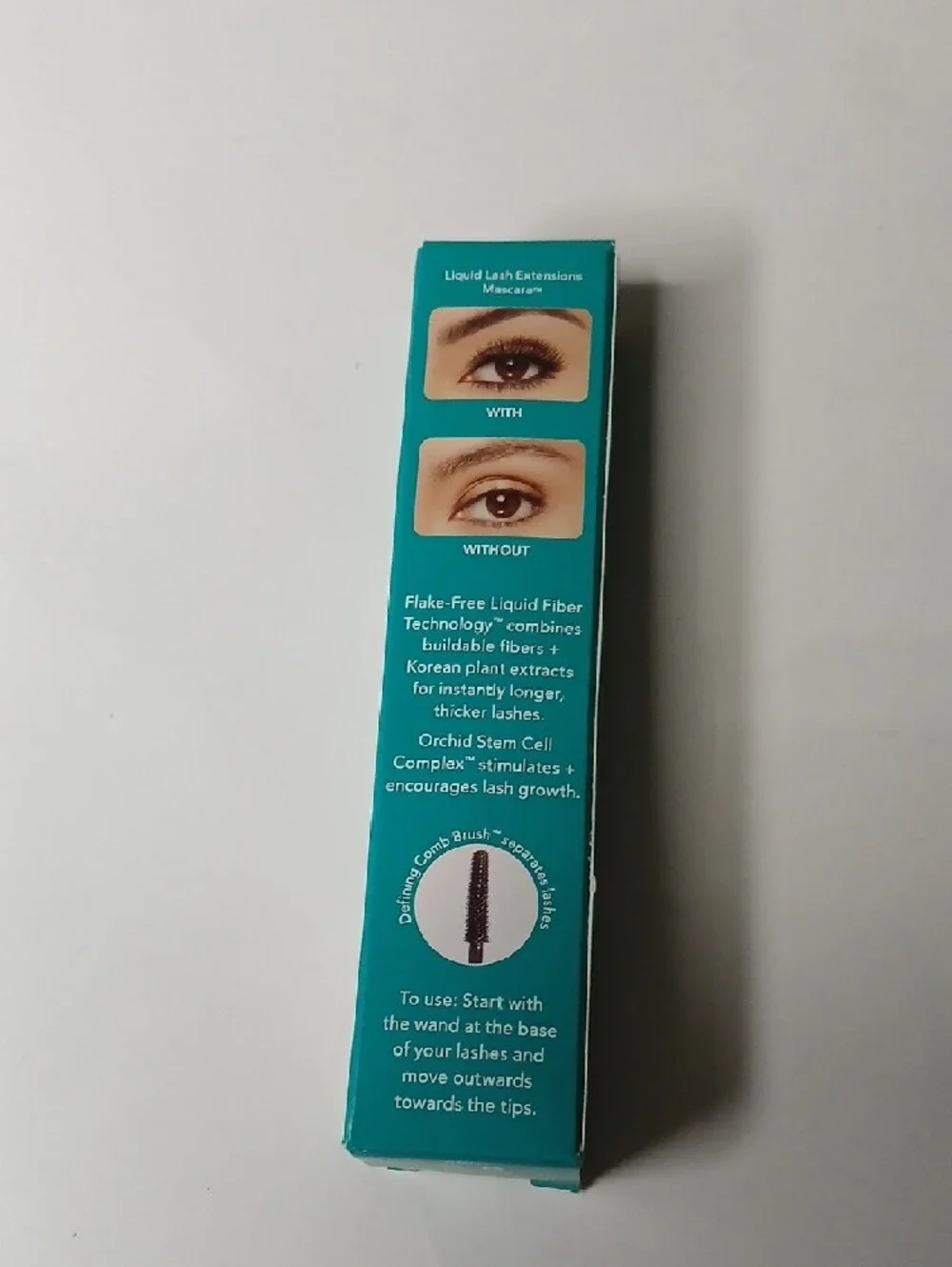 Thrive Causemetics Liquid Lash Mascara in Black- Length And Volume